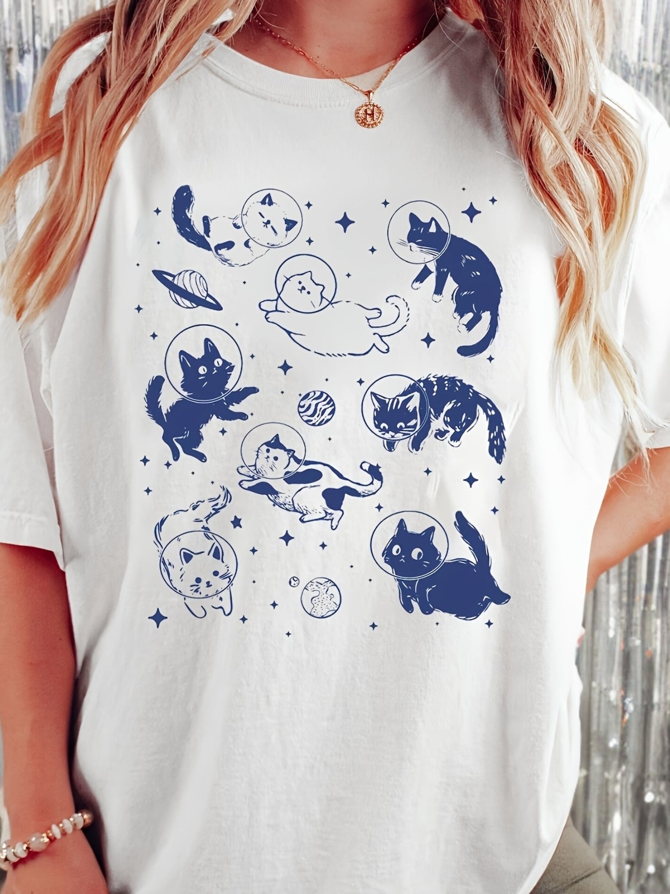 Plus Size, Space Cat Graphic T-Shirt for Cat Lovers - Casual Loose Fit Short Sleeve Top