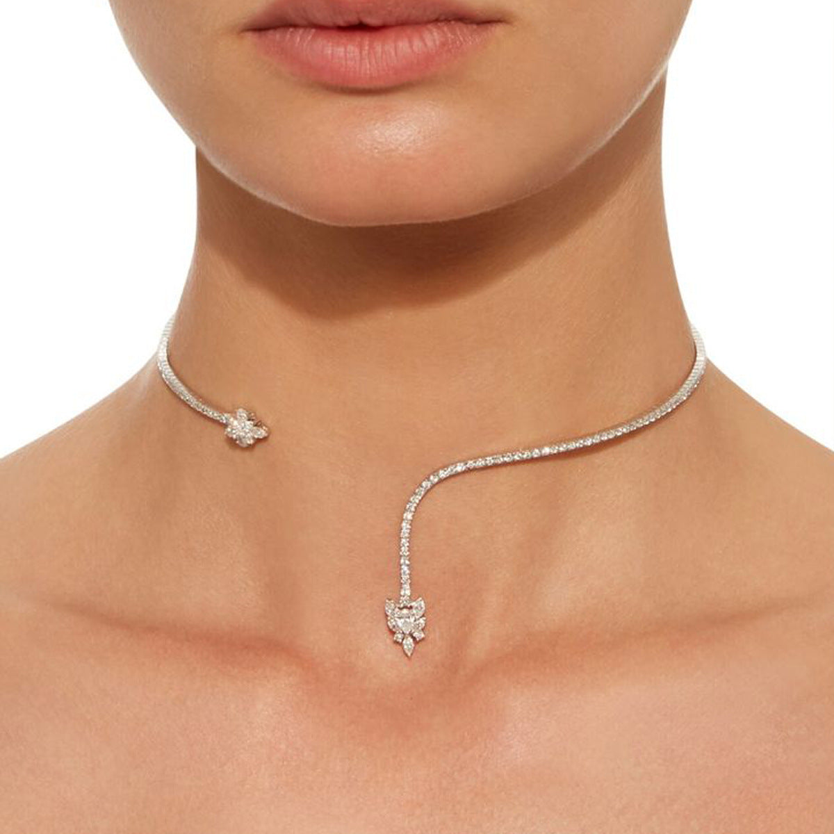 Women's Elegant Necklace - Minimalist Floral Jewelry with Sparkling Chain, Wedding Party Everyday Necklace for Year-Round Wear, Luxury Collarbone Chain for Formal & Casual Outfits, Sophisticated Design, Stylish Accessory, Statement Piece, Fashion Lovers