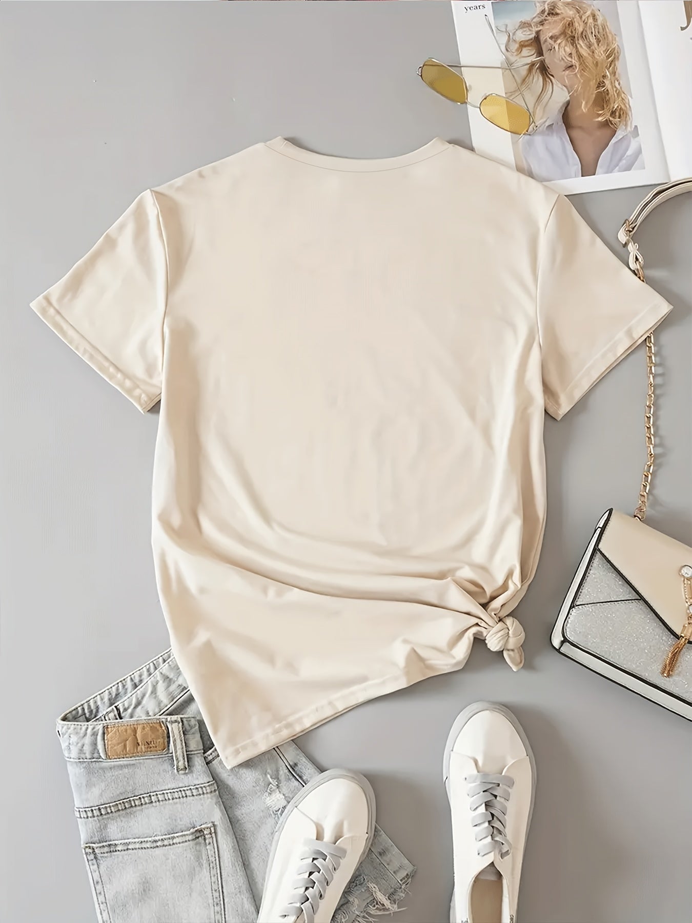 Plus-Size Women's Round Neck T-Shirt - Sun & Waves Graphic in Fresh Orange & Blue