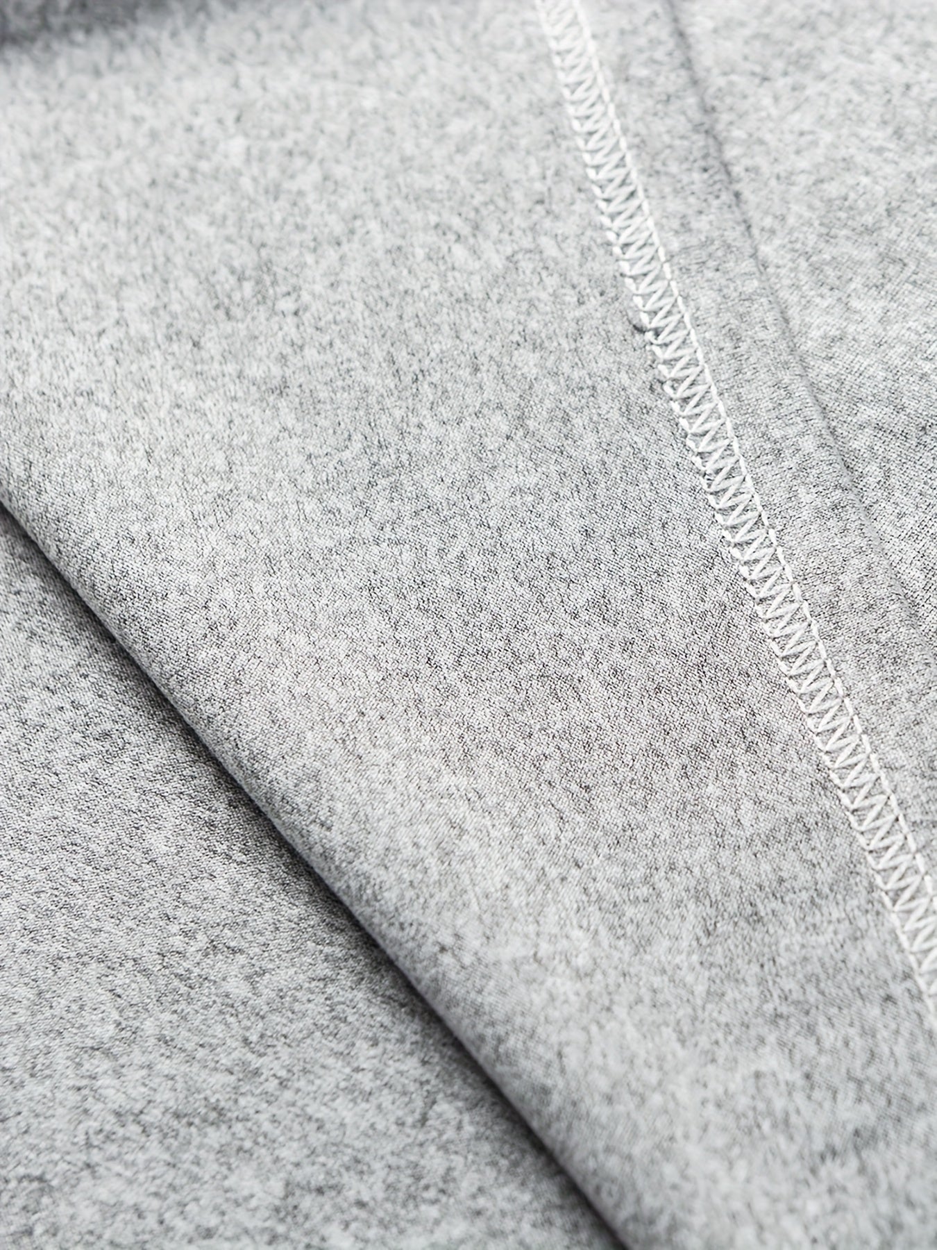 Plus Size - Plus Size Women'S Oversized T-Shirt with Star Graphic - Black & White Contrast